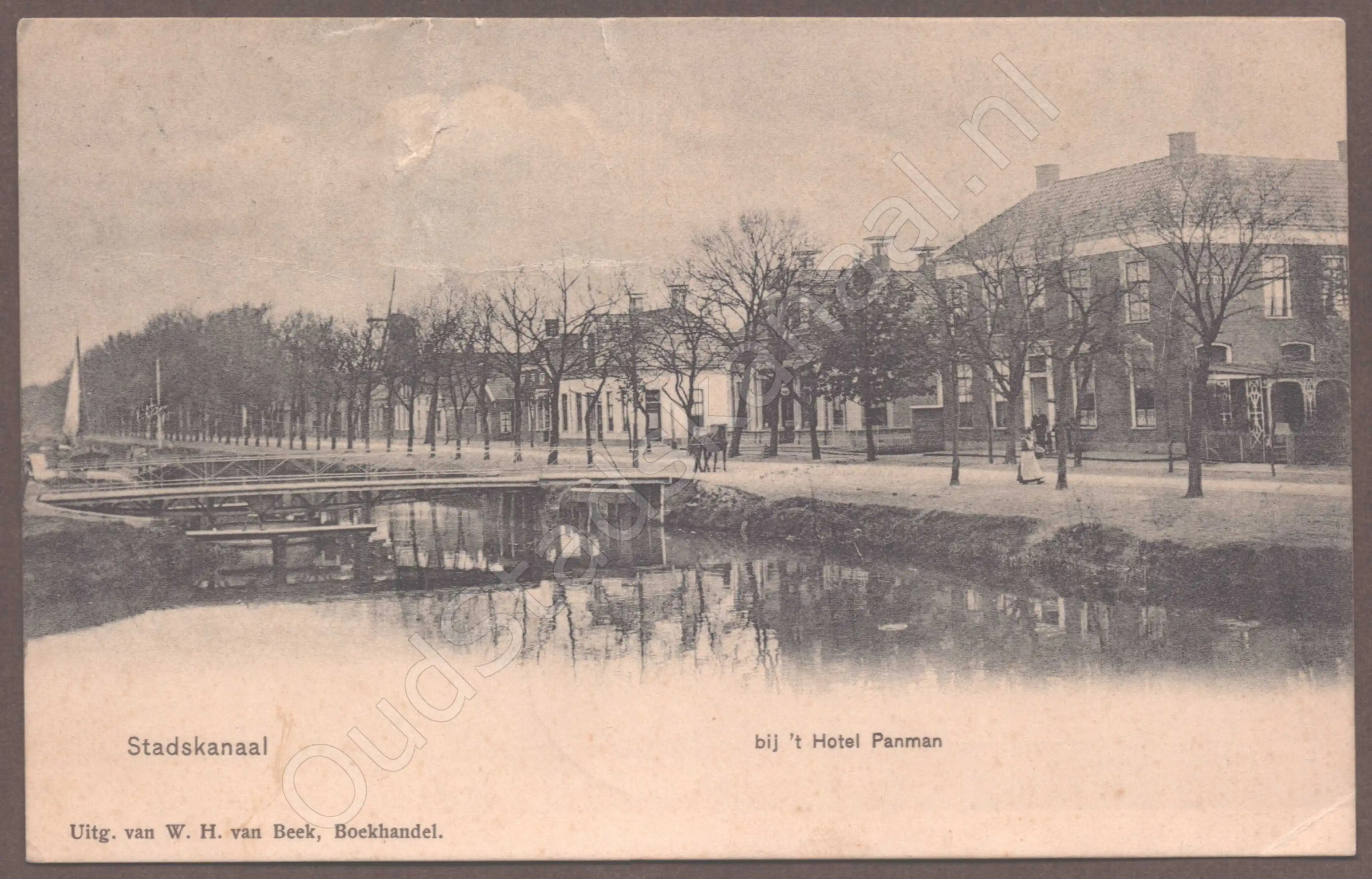 <span id='curid'>10012</span>~Stadskanaal - bij 't Hotel Panman (&plusmn;1906)