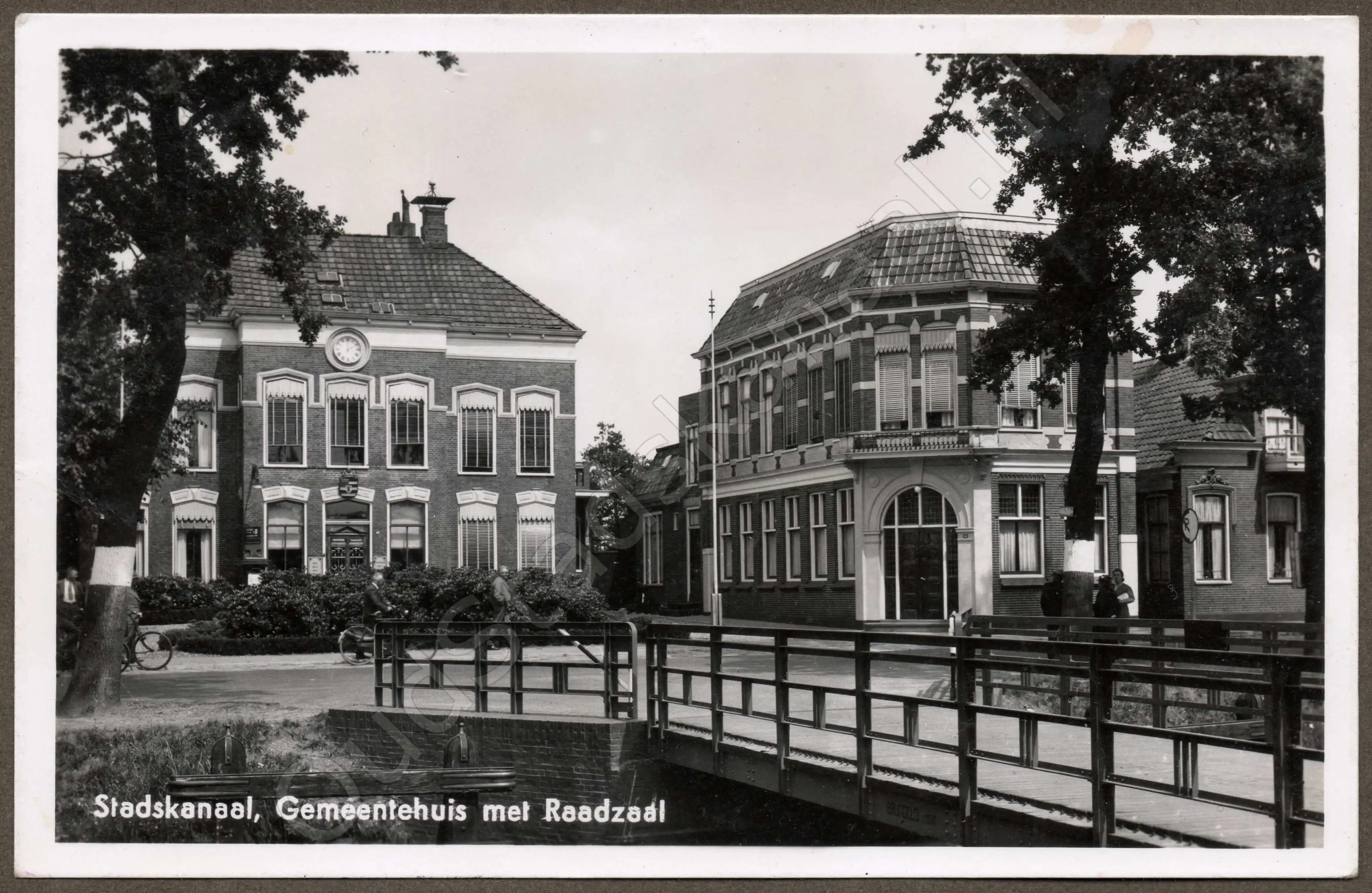 <span id='curid'>146</span>~Stadskanaal, Gemeentehuis met Raadzaal (&plusmn;1947)