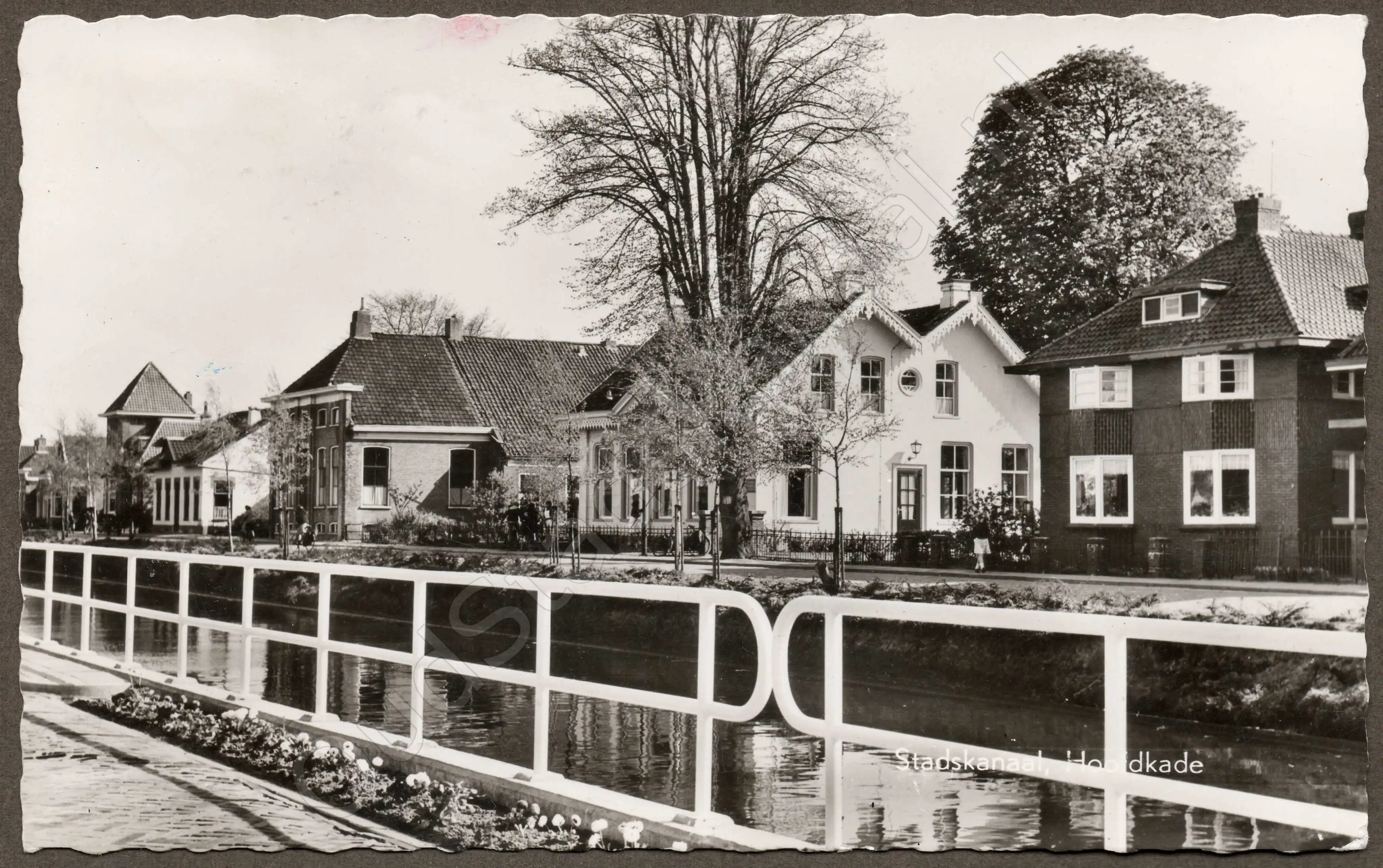 <span id='curid'>1749</span>~Stadskanaal, Hoofdkade (&plusmn;1956)