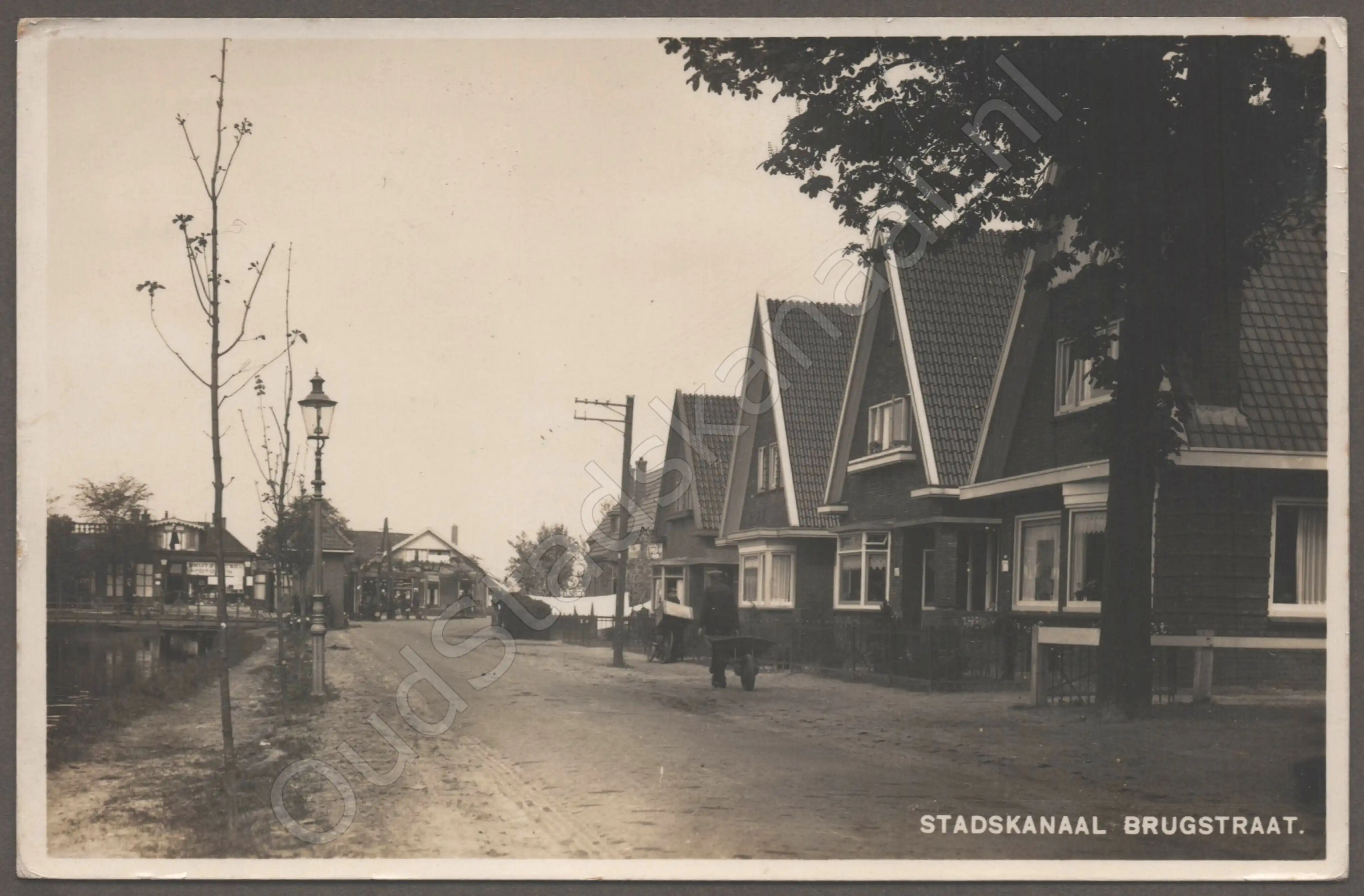 <span id='curid'>1819</span>~STADSKANAAL BRUGSTRAAT. (&plusmn;1940)