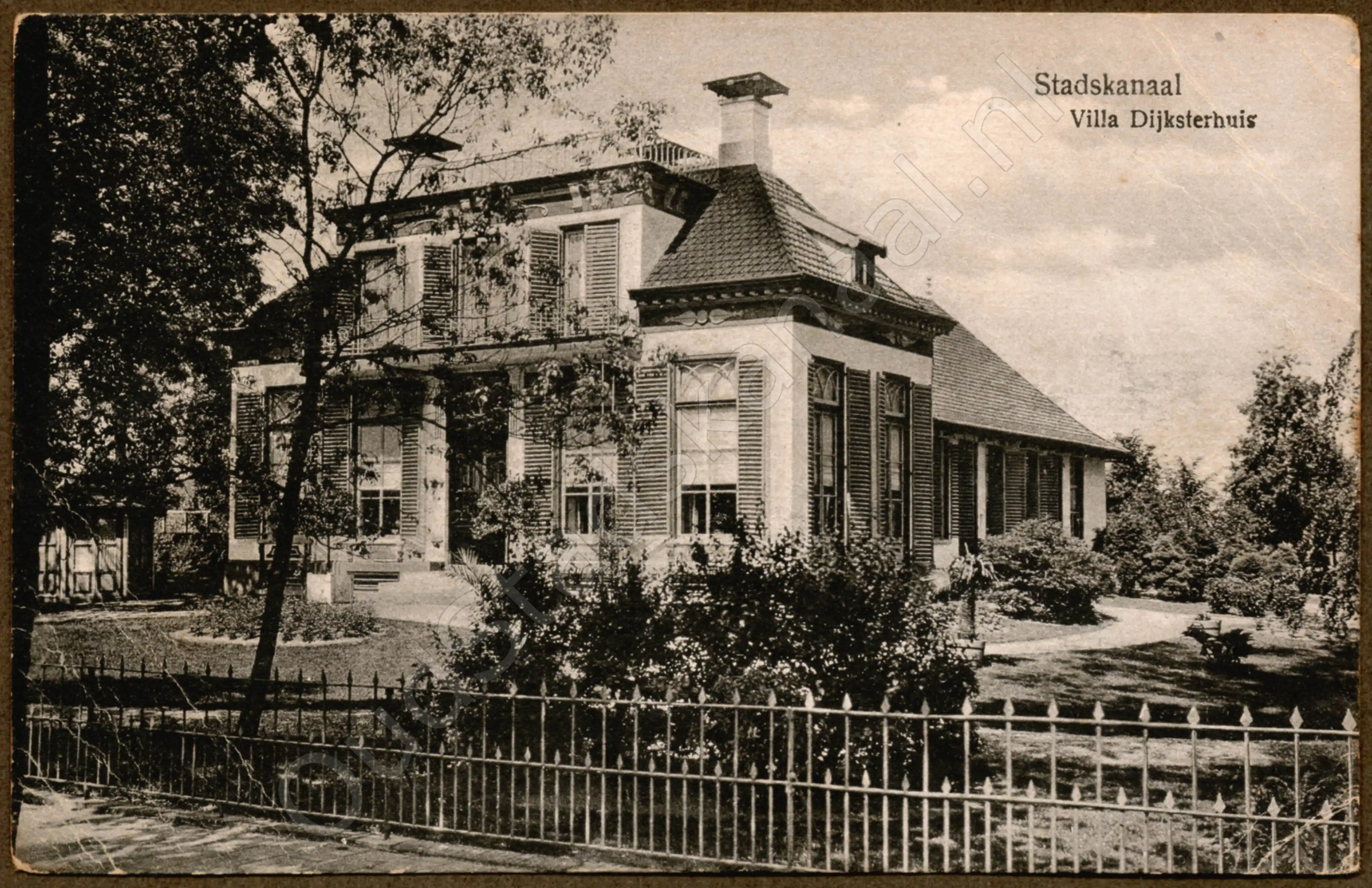<span id='curid'>1981</span>~Stadskanaal - Villa Dijksterhuis (&plusmn;1920)
