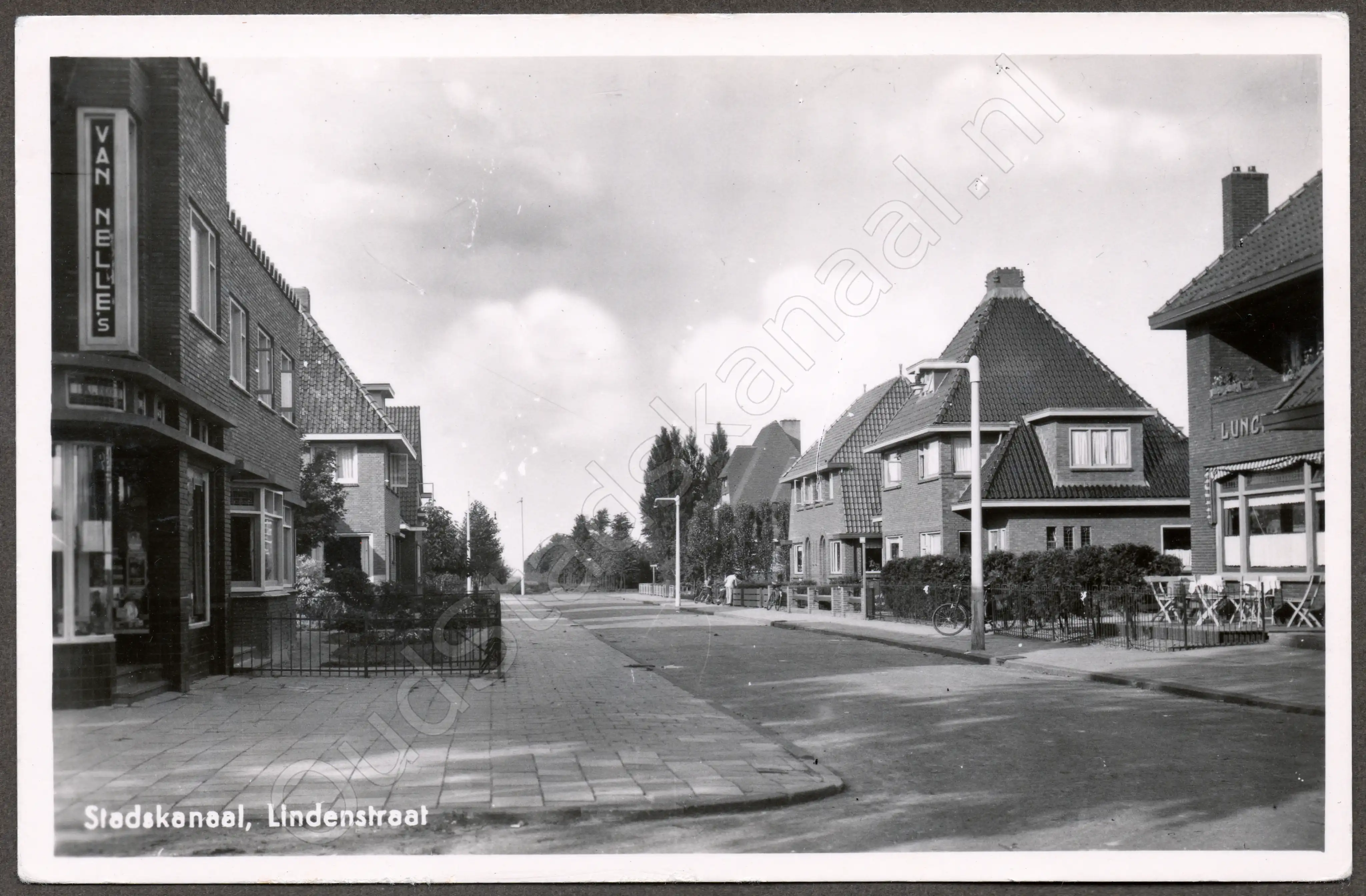 <span id='curid'>2057</span>~Stadskanaal, Lindenstraat (&plusmn;1950)