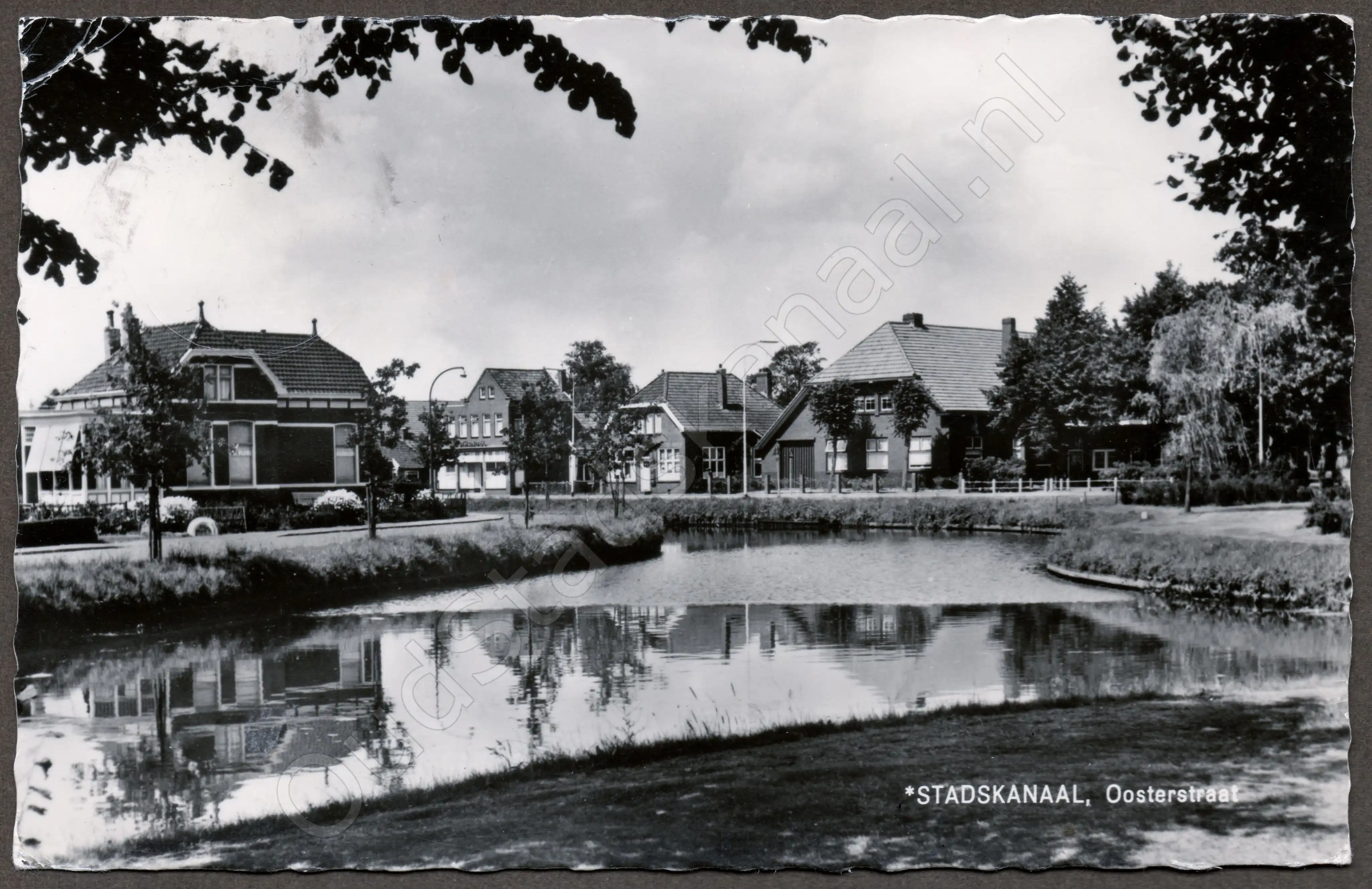<span id='curid'>2135</span>~STADSKANAAL, Oosterstraat (&plusmn;1960)
