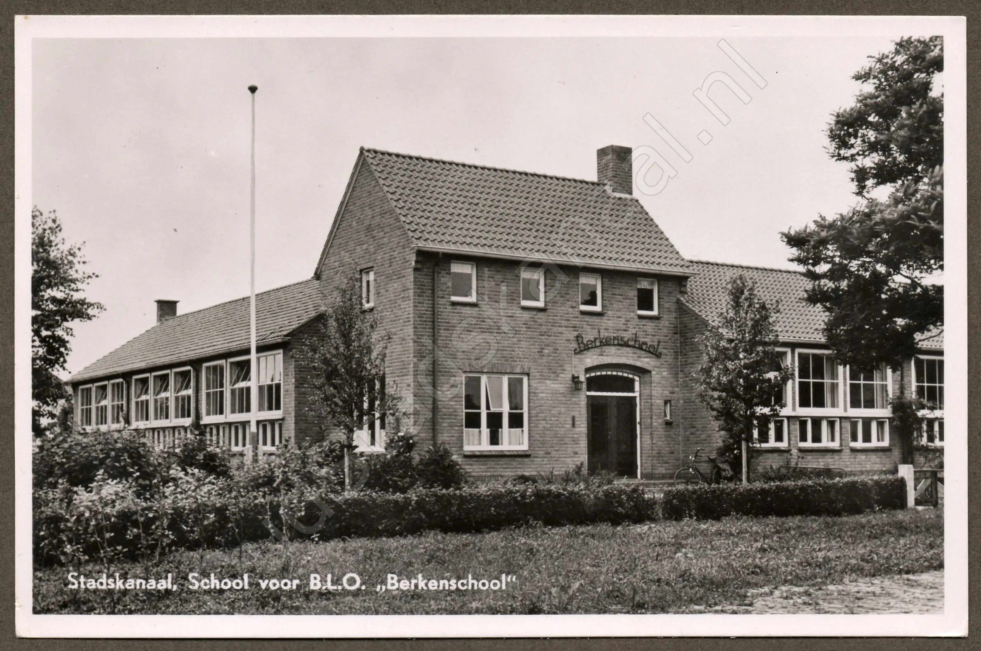 <span id='curid'>2323</span>~Stadskanaal, School voor B.L.O. "Berkenschool" (&plusmn;1955)