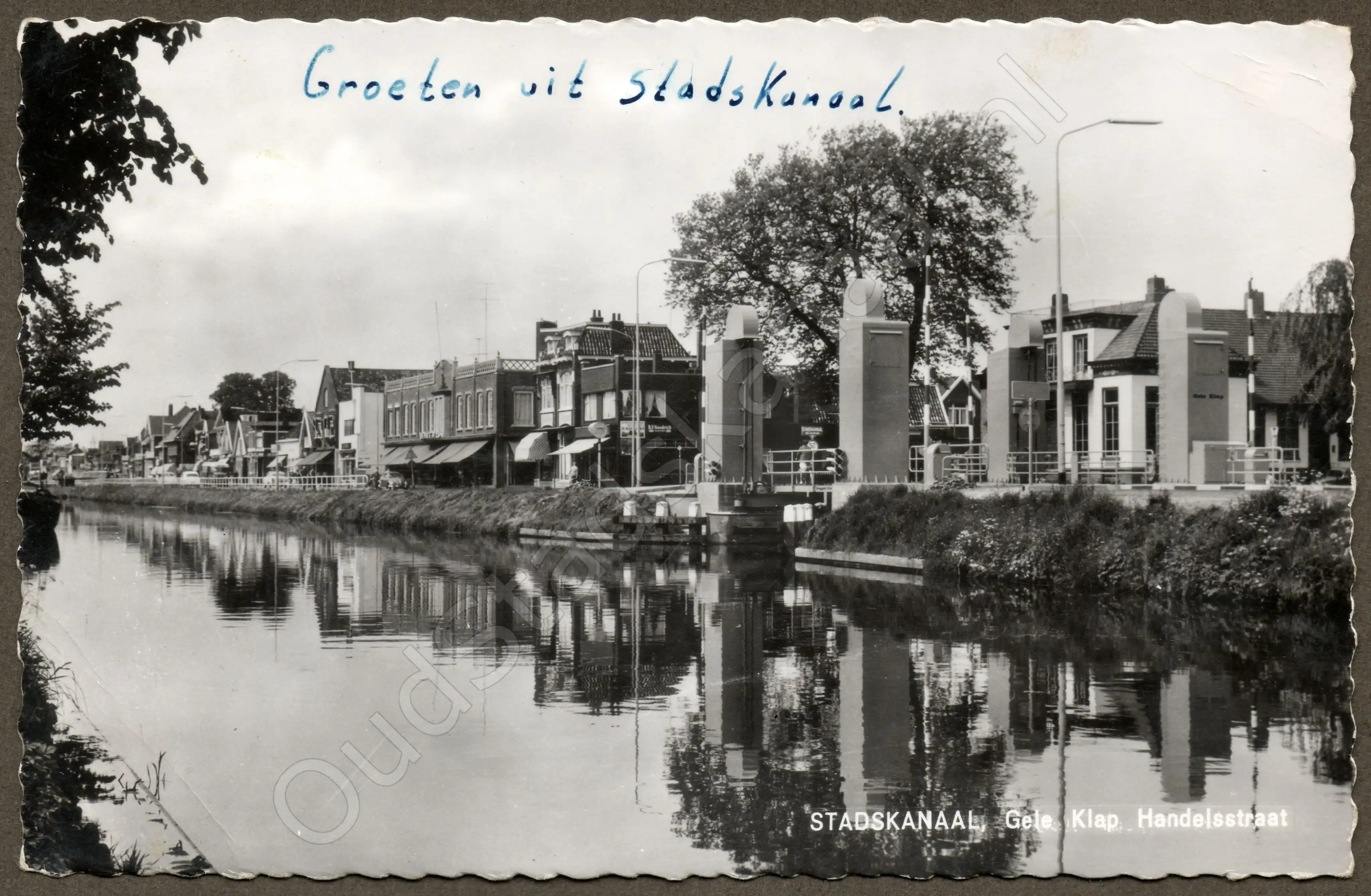 <span id='curid'>2528</span>~STADSKANAAL, Gele Klap Handelsstraat (&plusmn;1960)