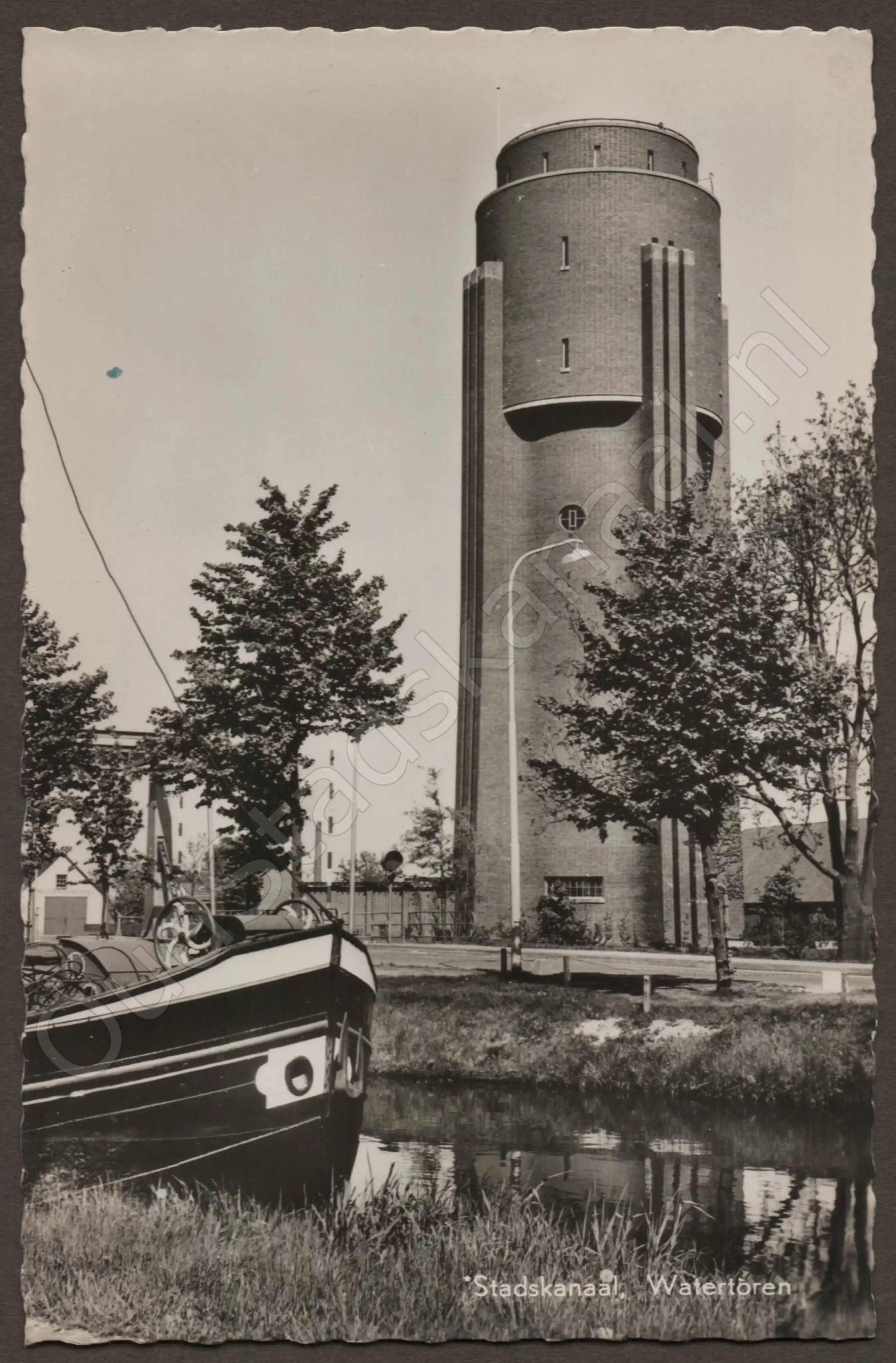 <span id='curid'>2658</span>~Stadskanaal, Watertoren (&plusmn;1963)