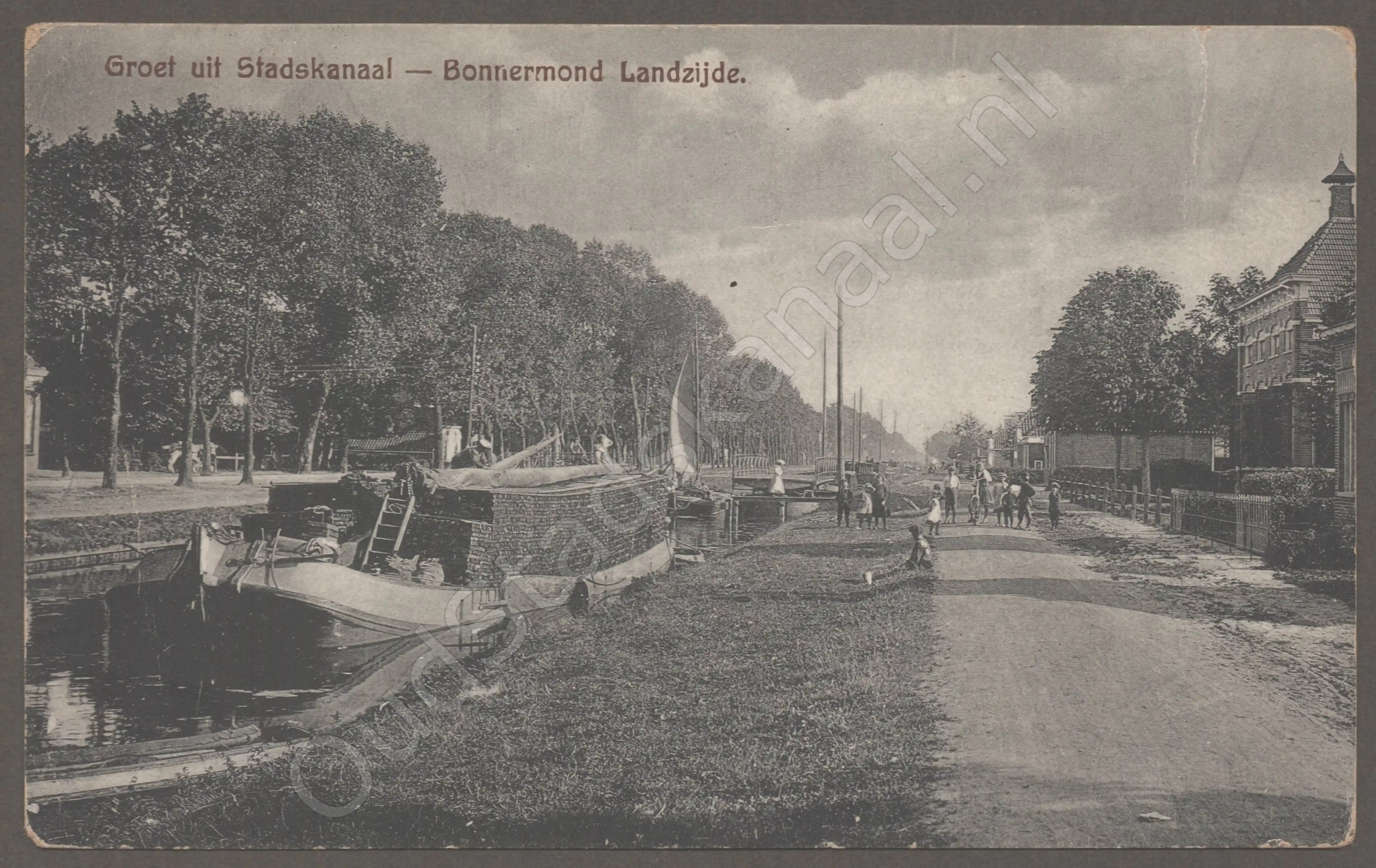 <span id='curid'>2894</span>~Groet uit Stadskanaal - Bonnermond Landzijde (&plusmn;1920)