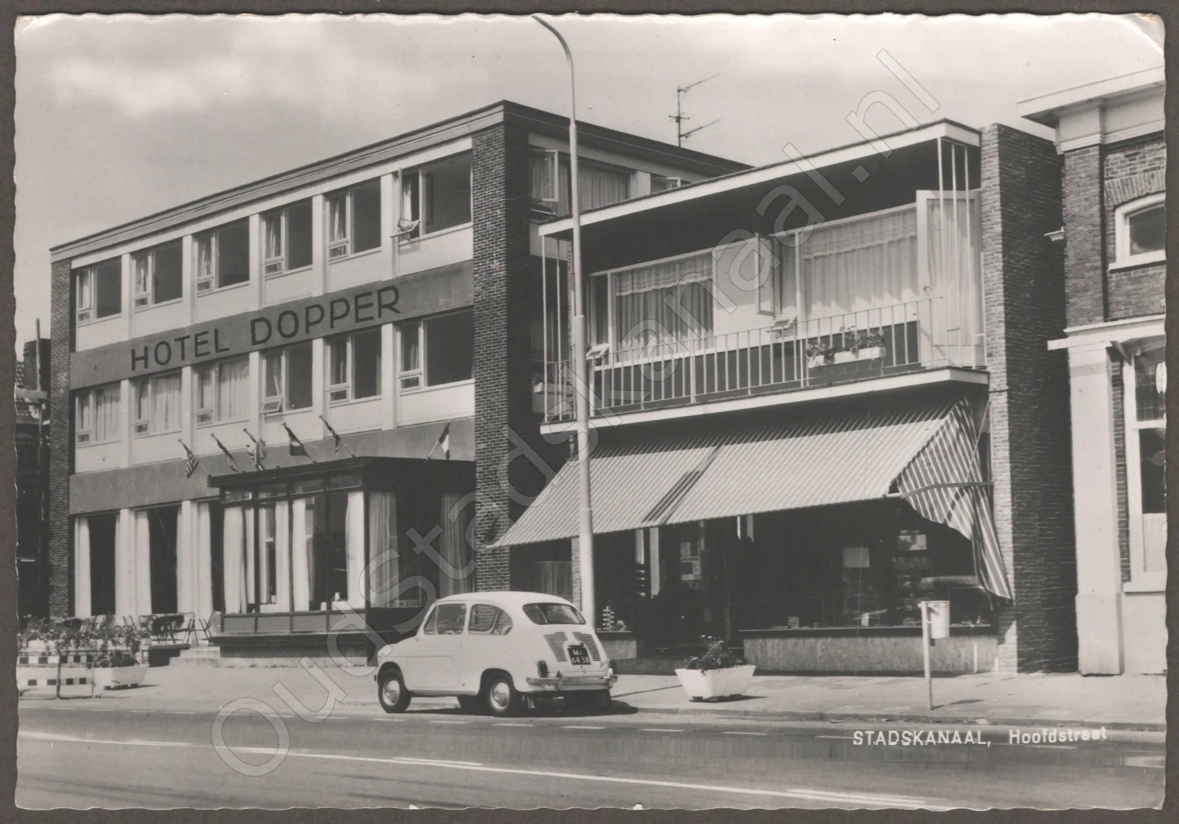<span id='curid'>3535</span>~STADSKANAAL, Hoofdstraat (&plusmn;1965)