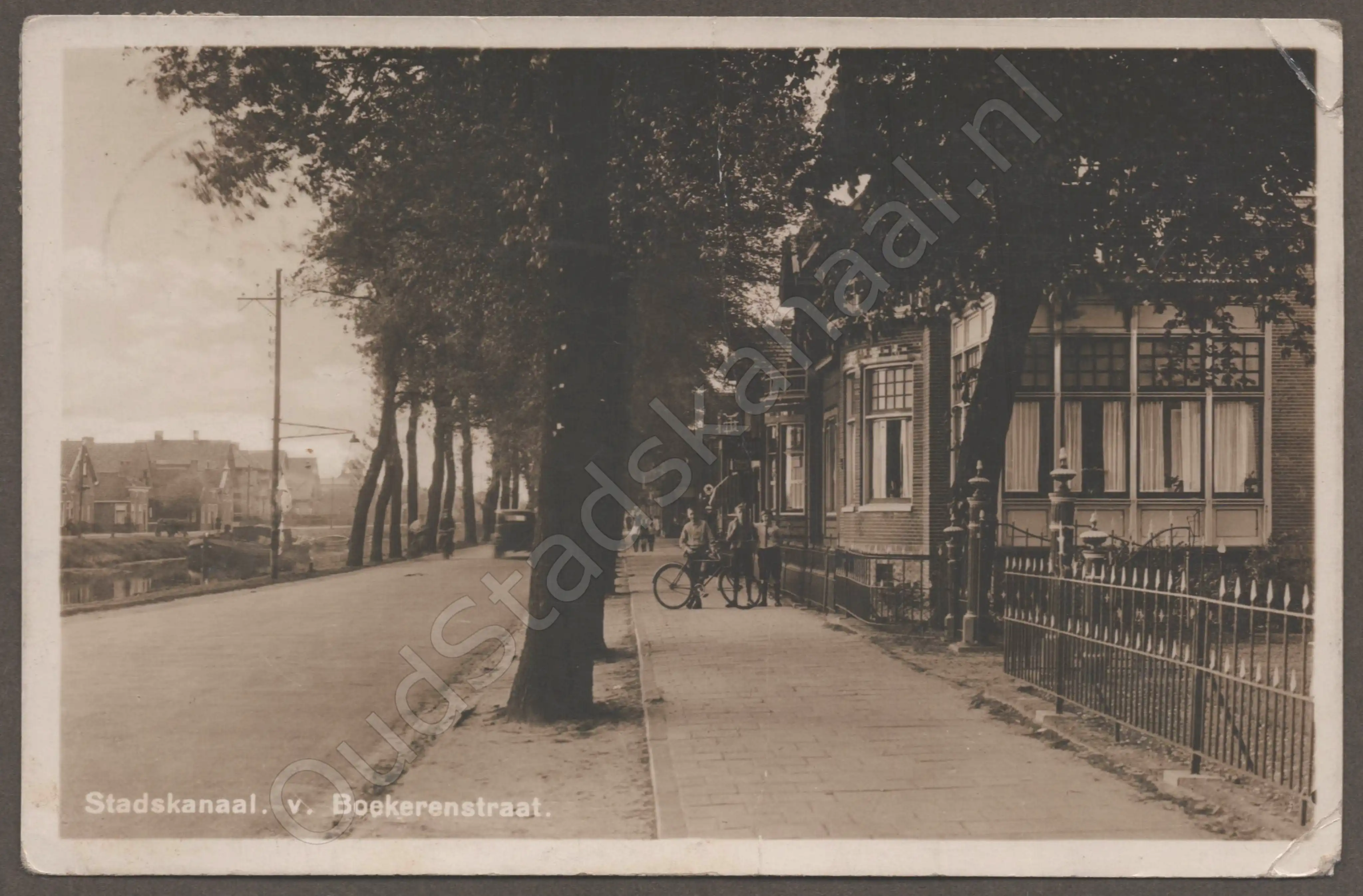<span id='curid'>3874</span>~Stadskanaal. v. Boekerenstraat. (&plusmn;1944)