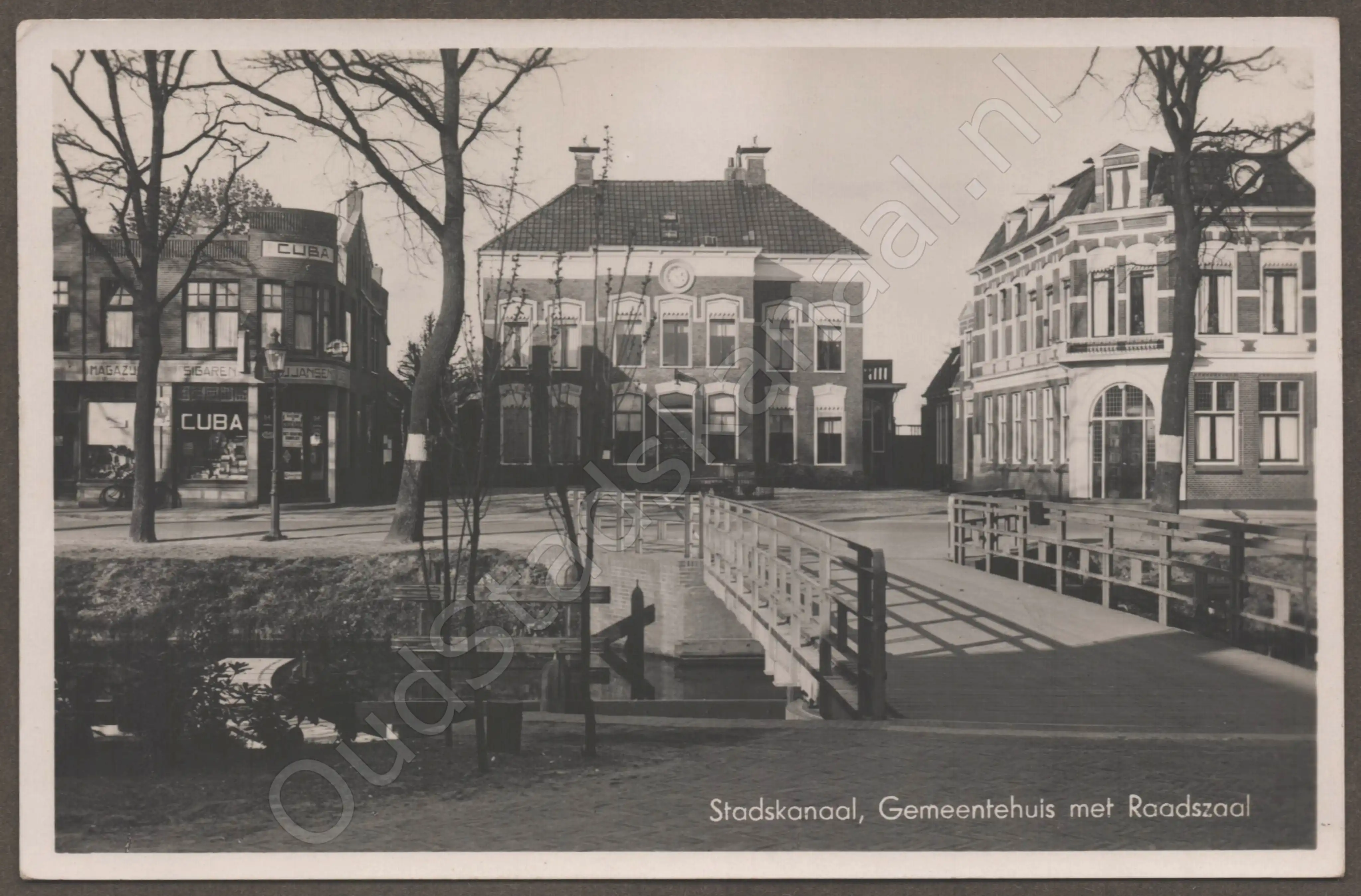 <span id='curid'>6867</span>~Stadskanaal, Gemeentehuis met Raadszaal (&plusmn;1942)