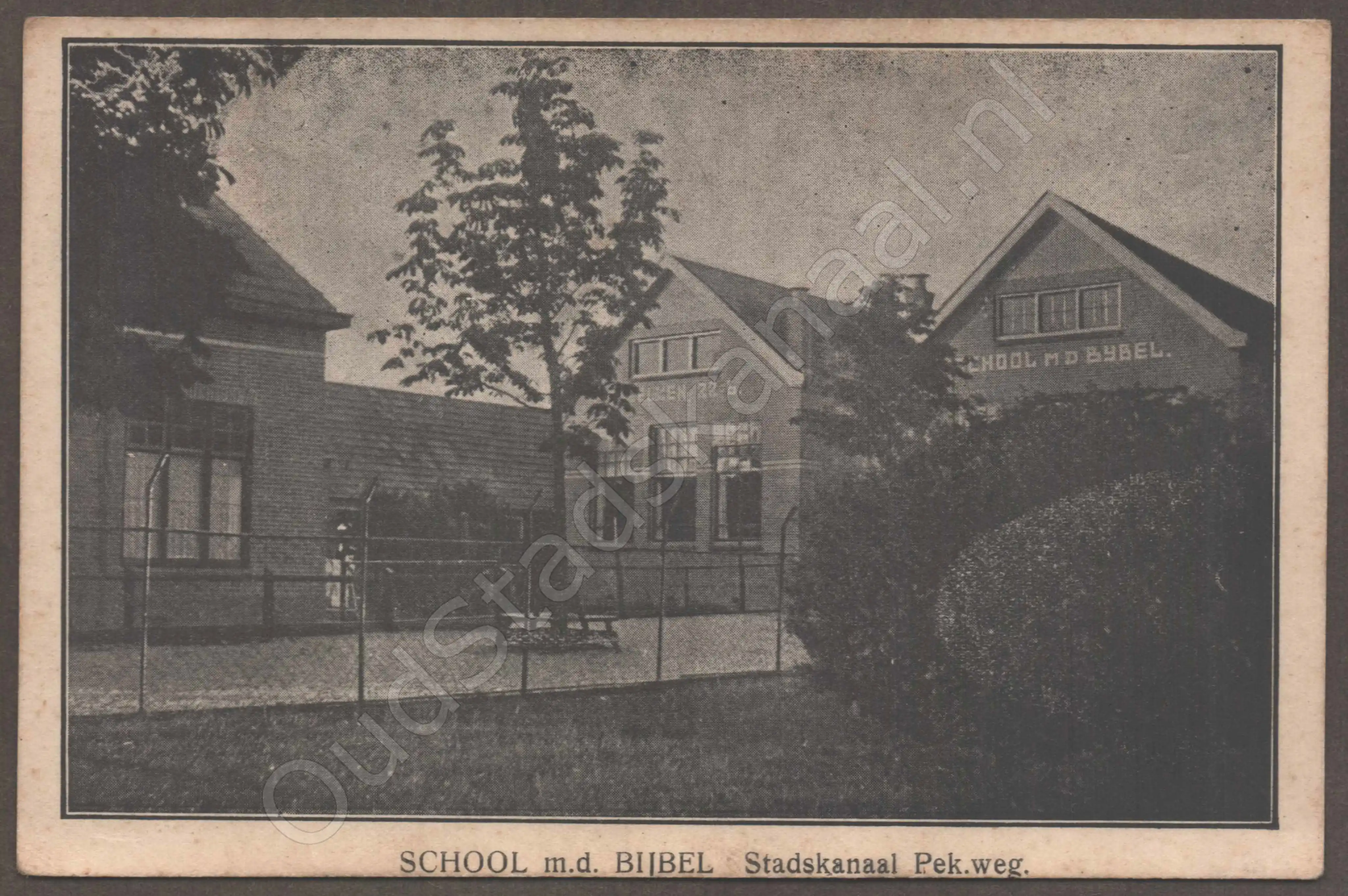<span id='curid'>7003</span>~SCHOOL m.d. BIJBEL Stadskanaal Pek.weg. (&plusmn;1938)