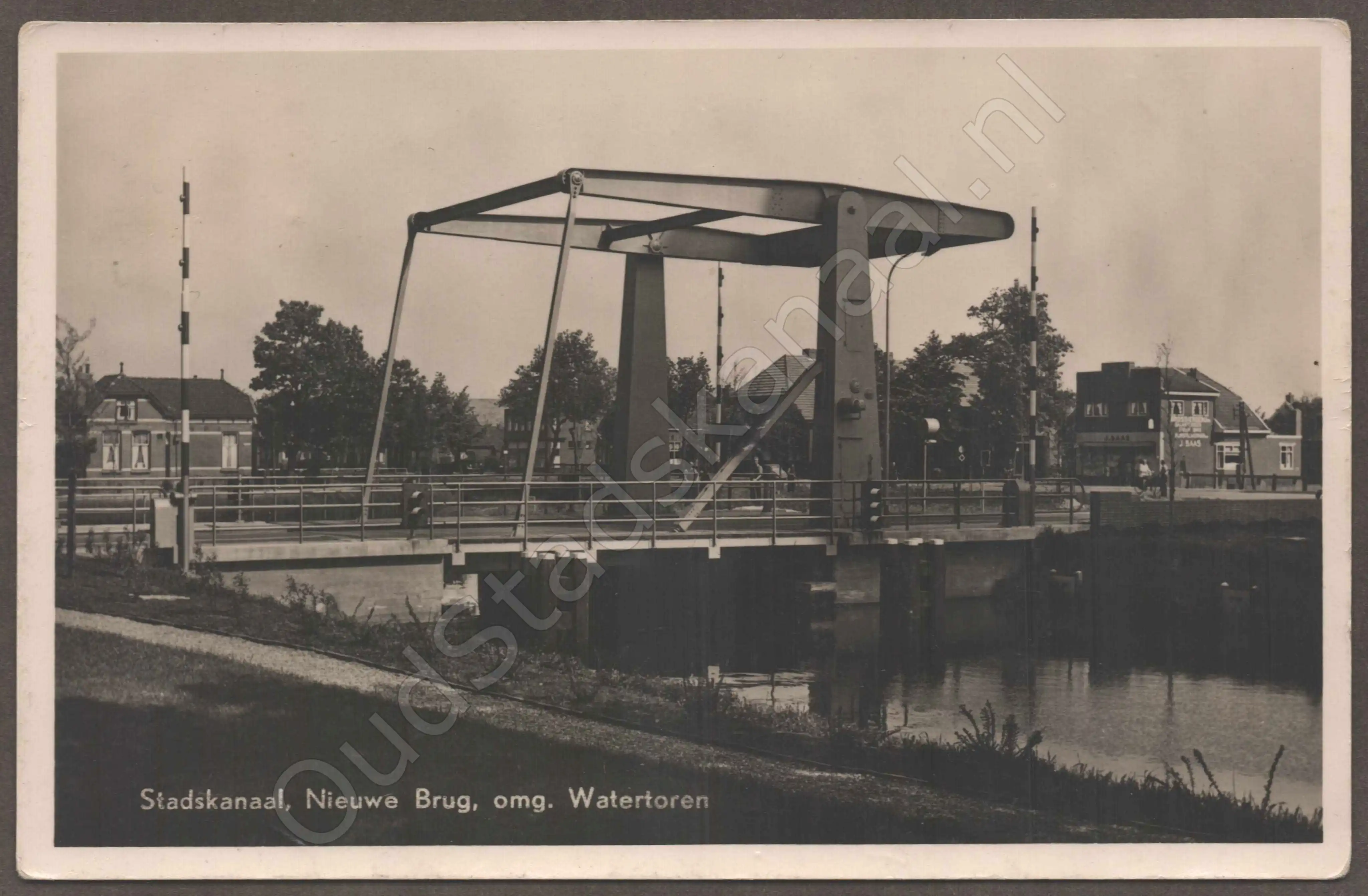 <span id='curid'>7036</span>~Stadskanaal, Nieuwe Brug, omg, Watertoren (&plusmn;1954)
