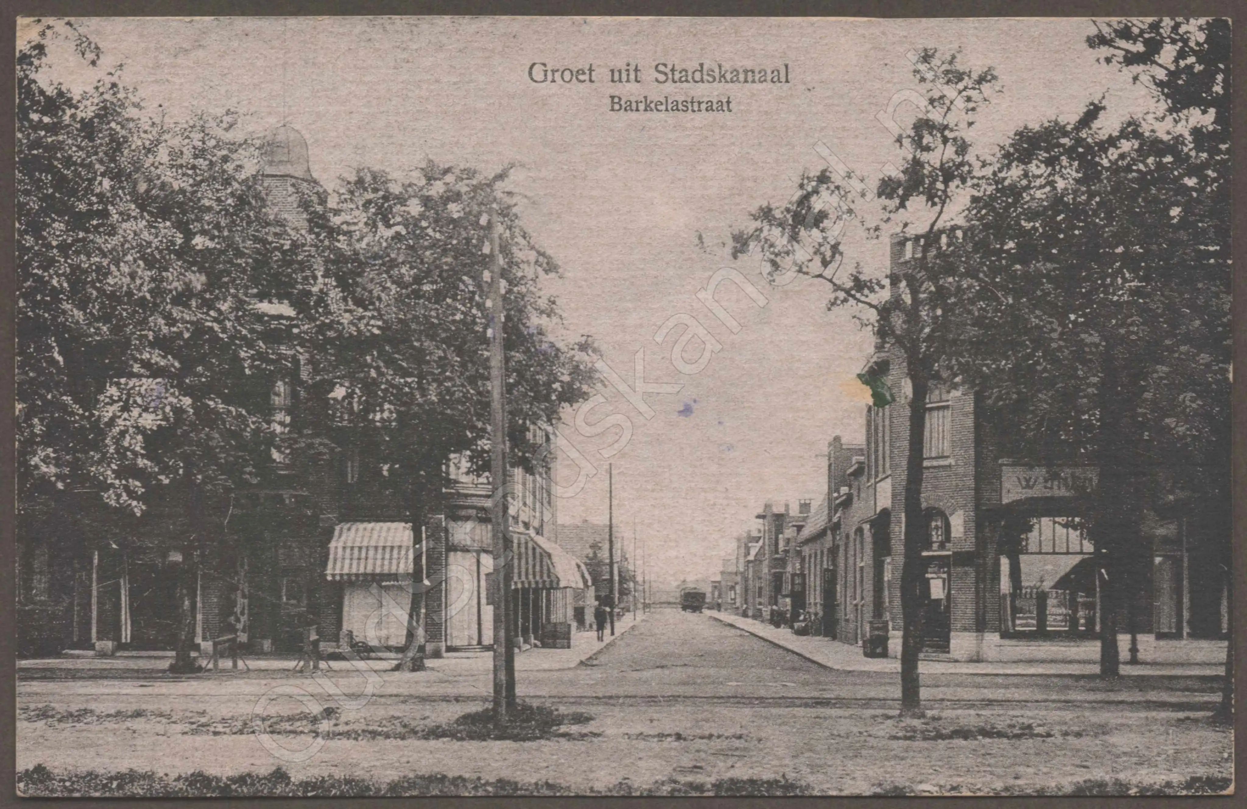 <span id='curid'>7438</span>~Groet uit Stadskanaal - Barkelastraat (&plusmn;1920)