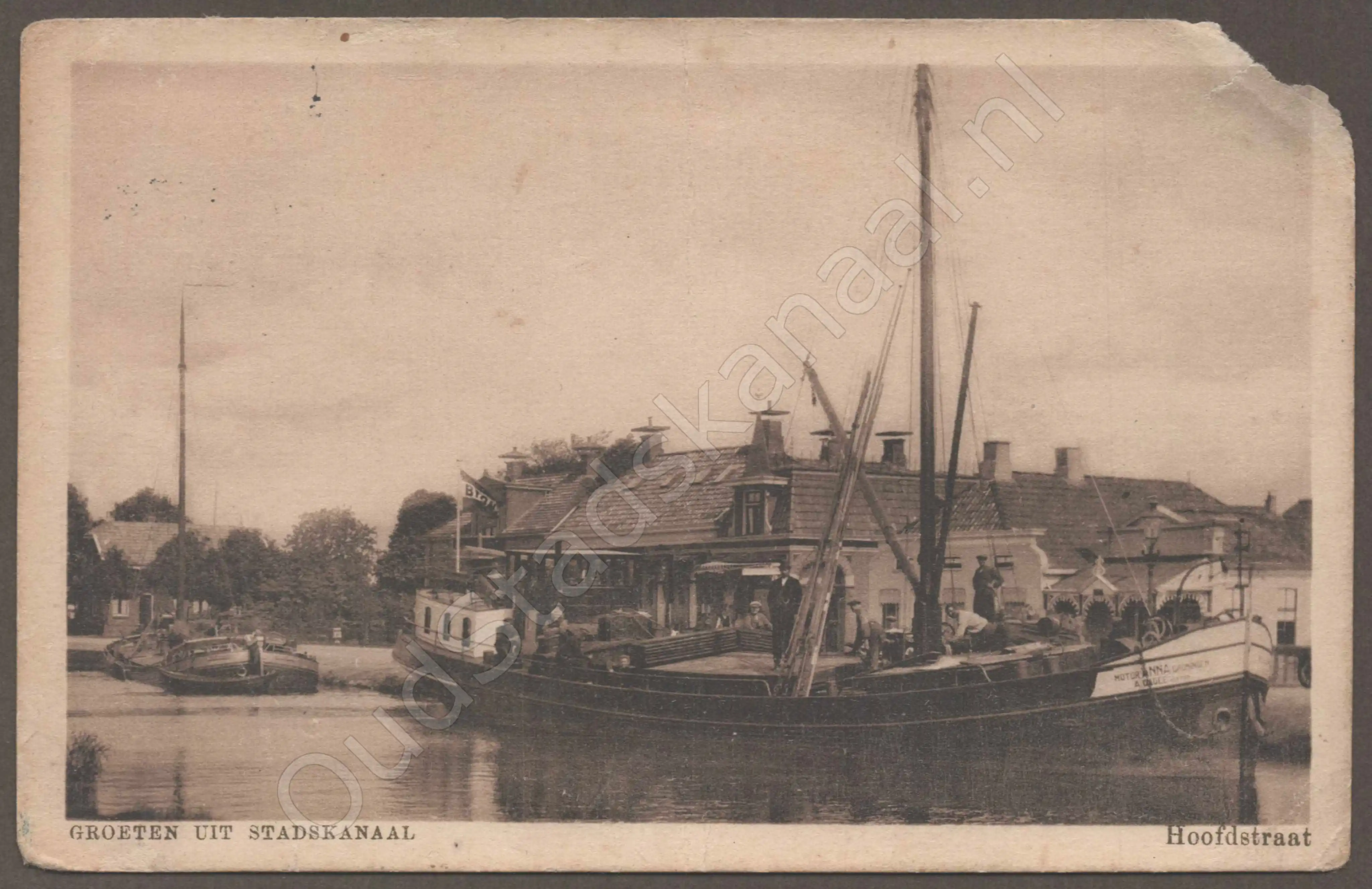 <span id='curid'>7543</span>~GROETEN UIT STADSKANAAL - Hoofdstraat (&plusmn;1930)