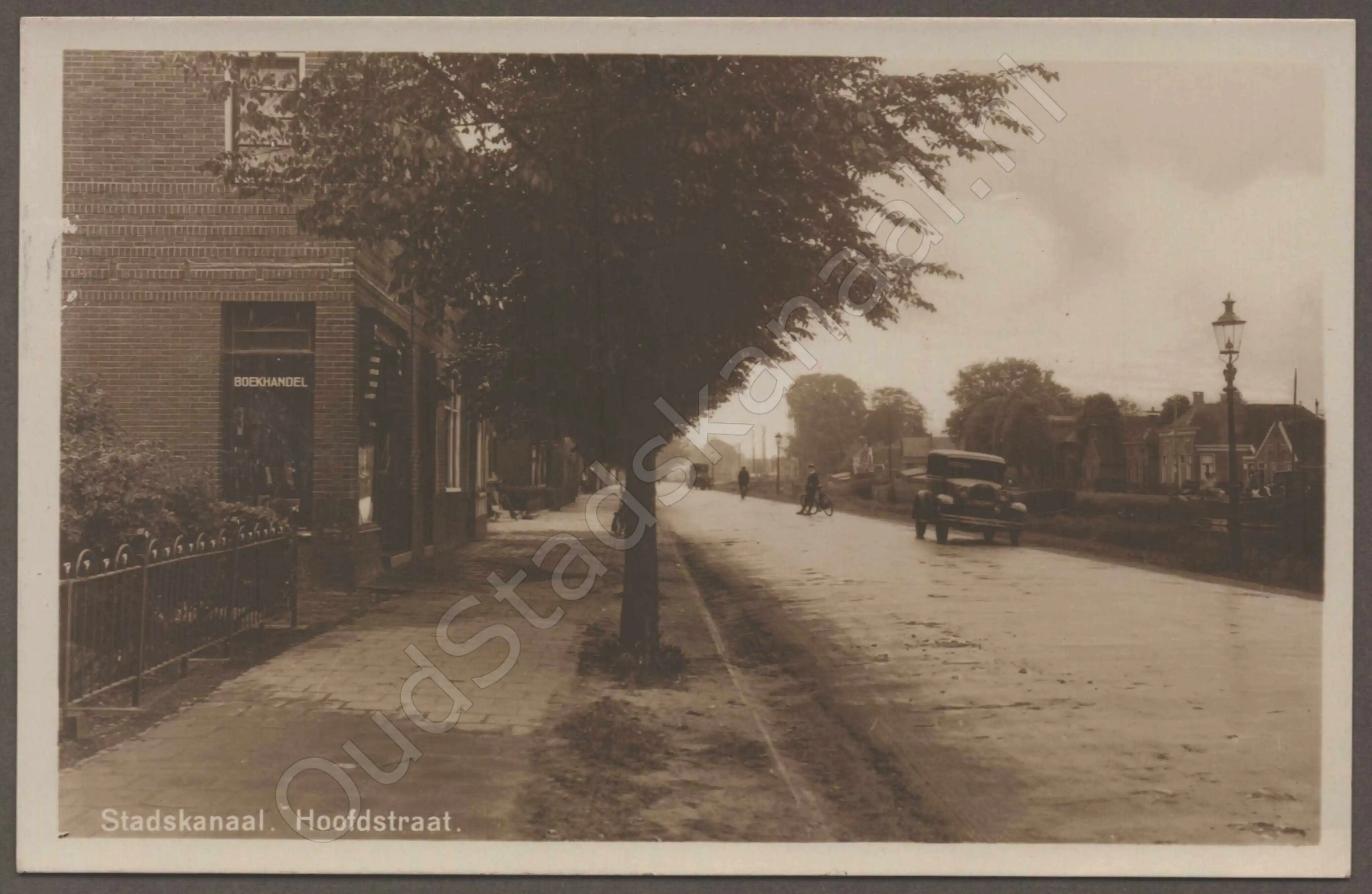<span id='curid'>7544</span>~Stadskanaal. Hoofdstraat. (&plusmn;1941)