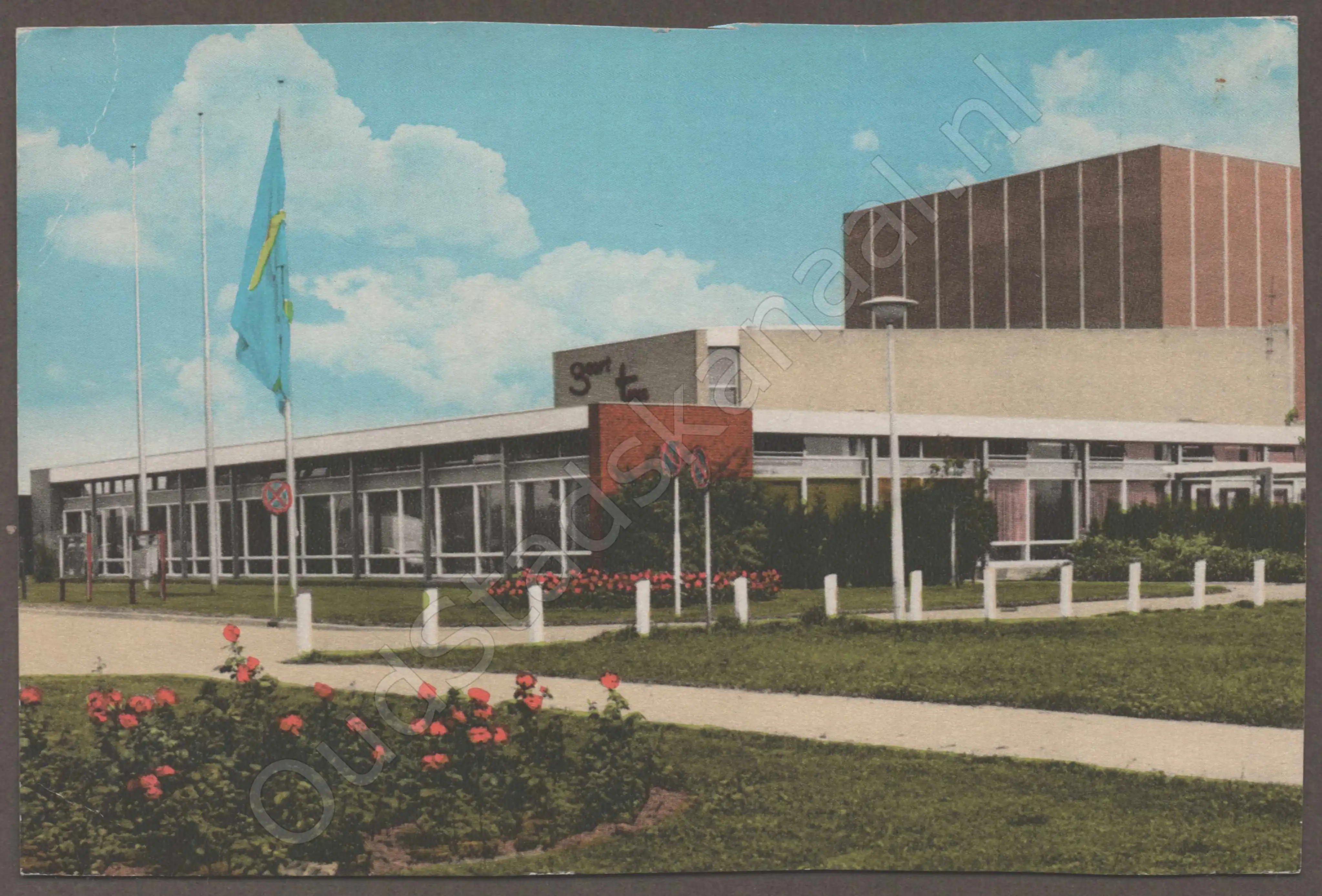 <span id='curid'>7597</span>~Geert Teis Centrum (&plusmn;1973)