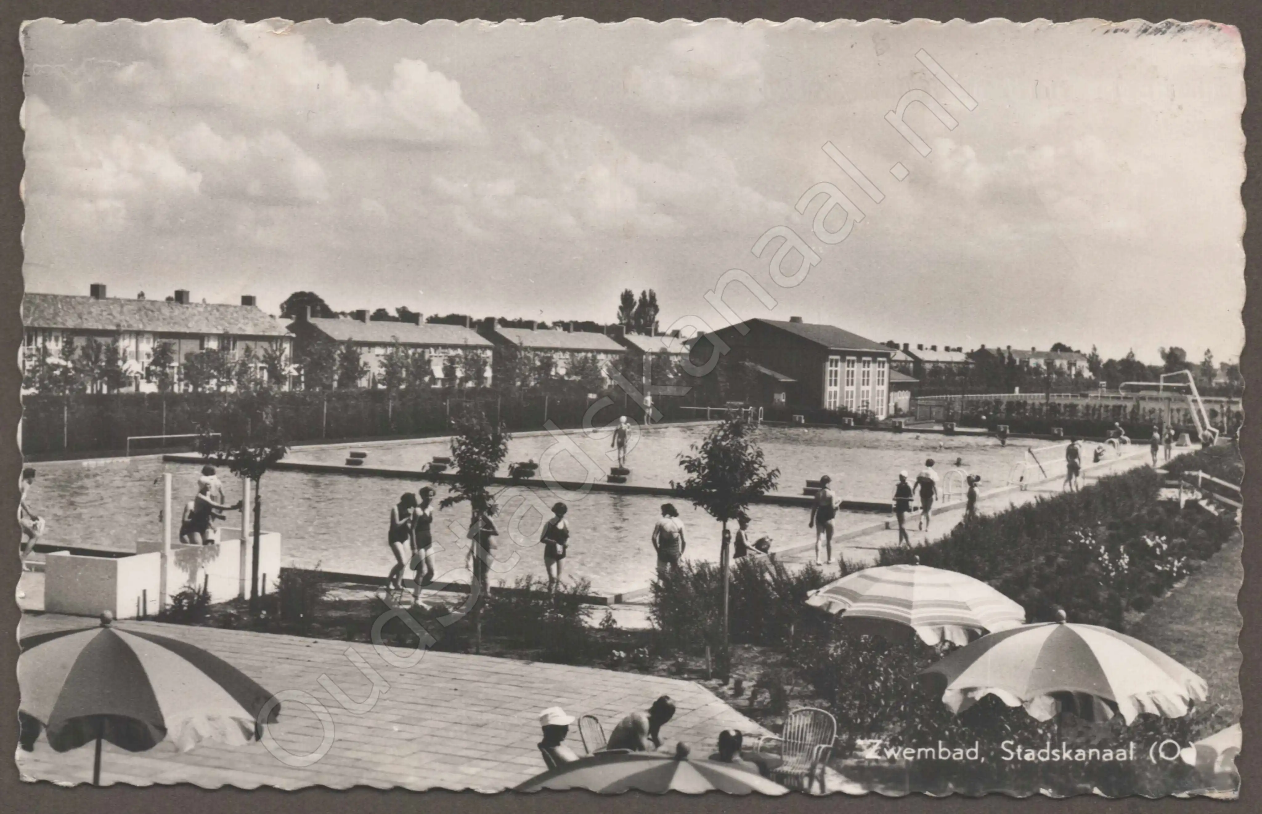 <span id='curid'>7623</span>~Zwembad, Stadskanaal (O.) (&plusmn;1961)