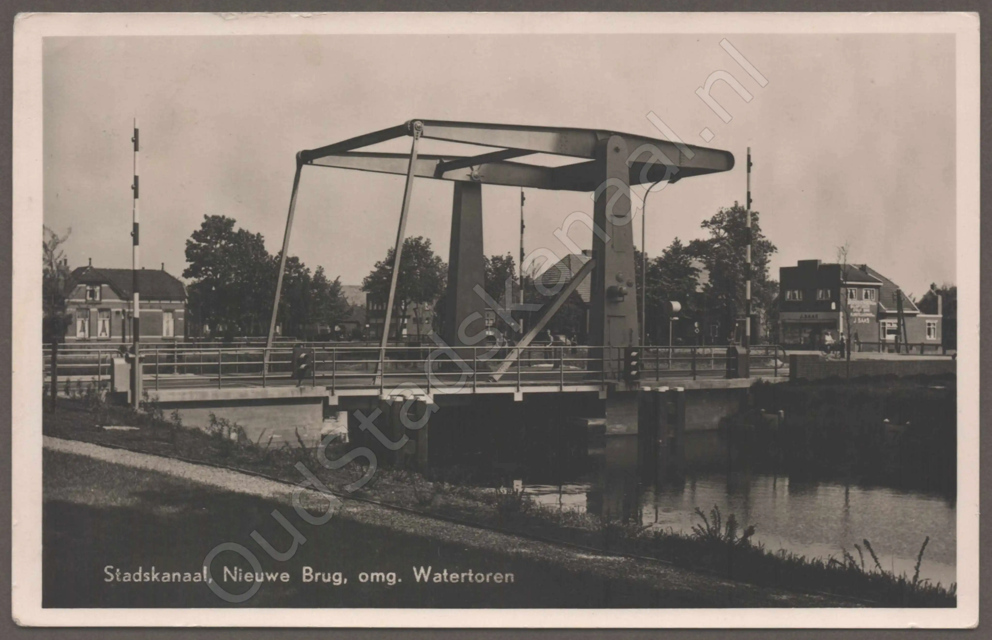 <span id='curid'>7779</span>~Stadskanaal, Nieuwe Brug, omg. Watertoren (&plusmn;1954)
