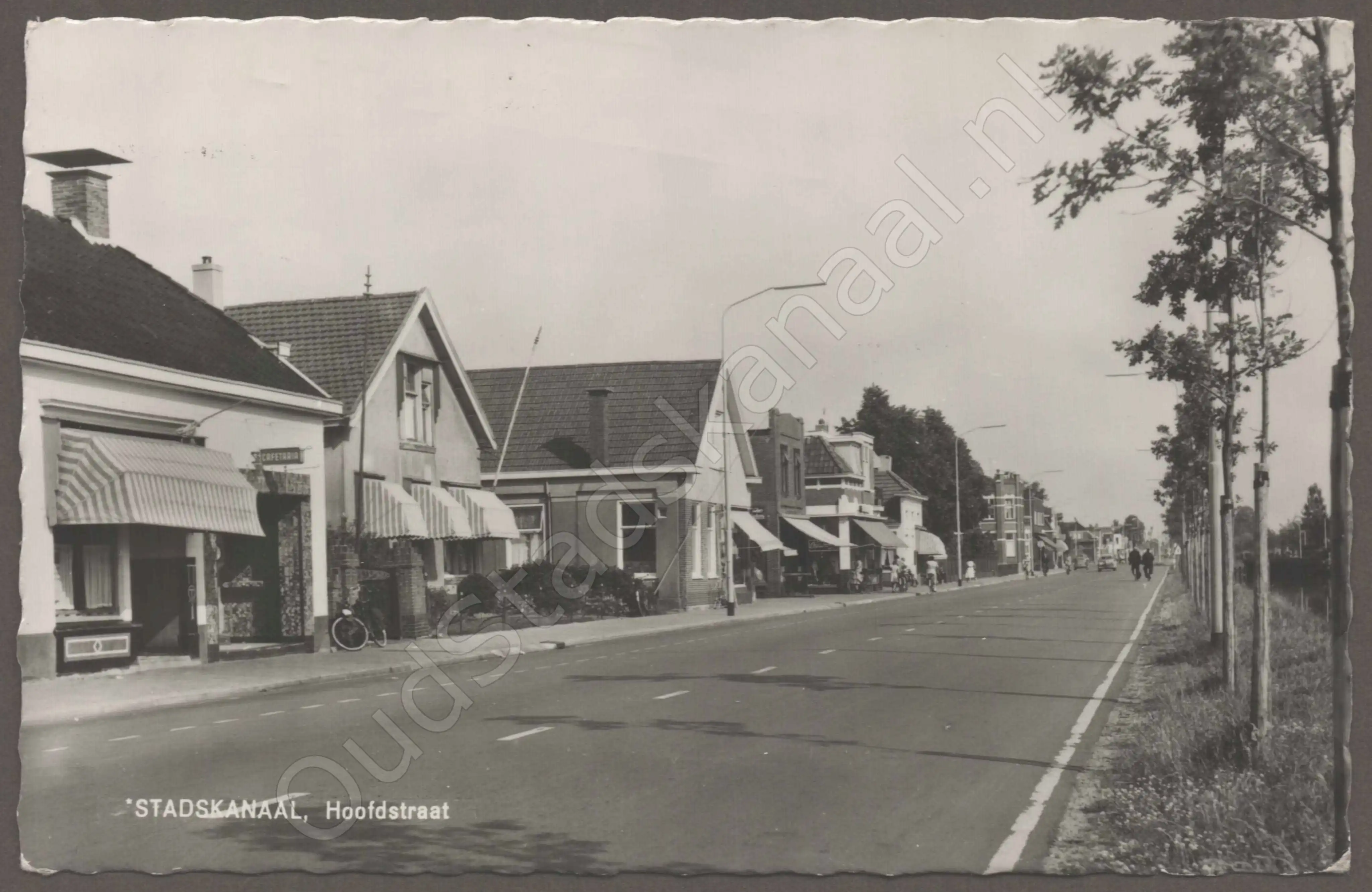 <span id='curid'>7816</span>~STADSKANAAL, Hoofdstraat (&plusmn;1960)