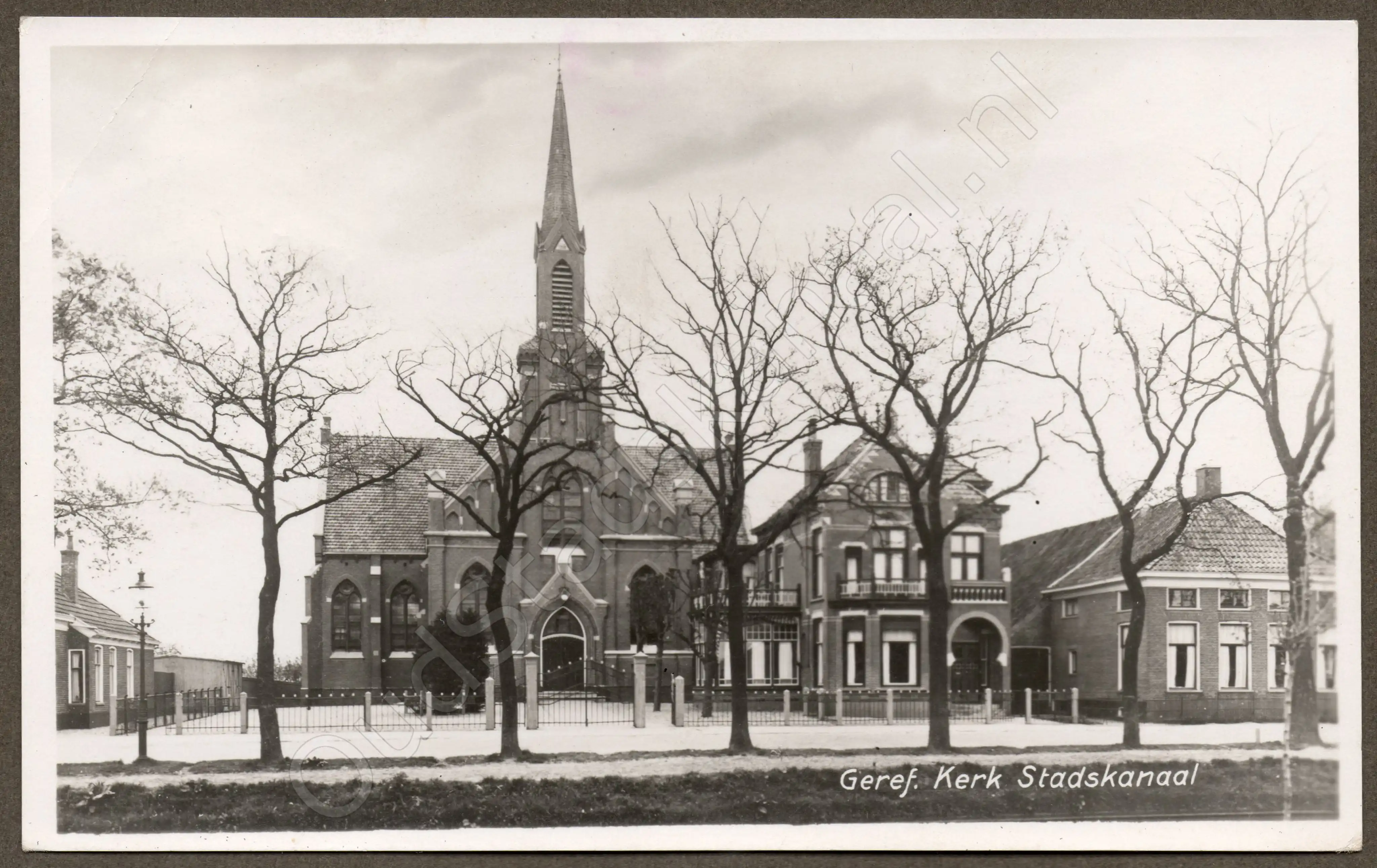 <span id='curid'>821</span>~Geref. Kerk Stadskanaal (&plusmn;1944)