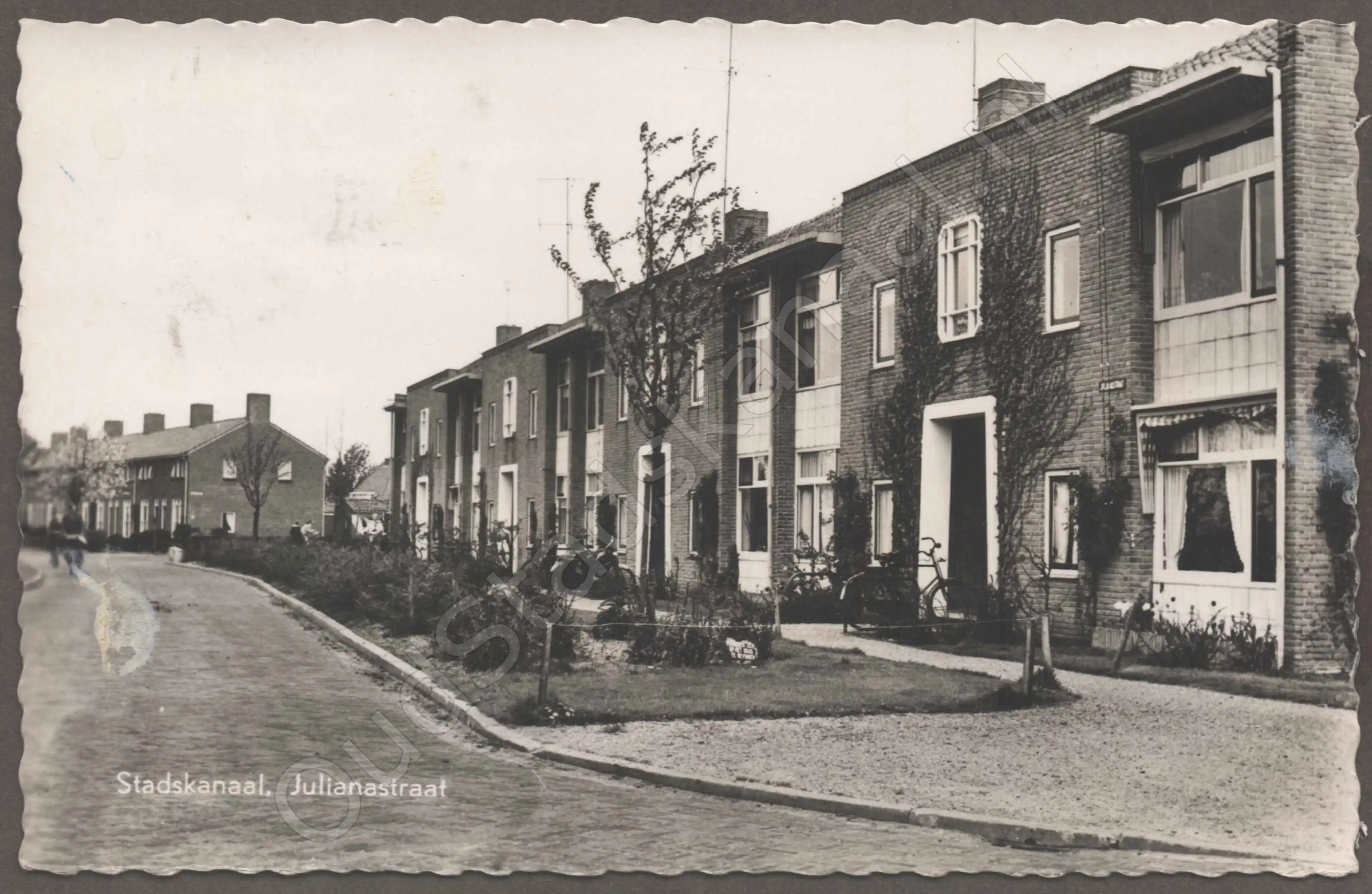 <span id='curid'>8259</span>~Stadskanaal, Julianastraat (&plusmn;1962)