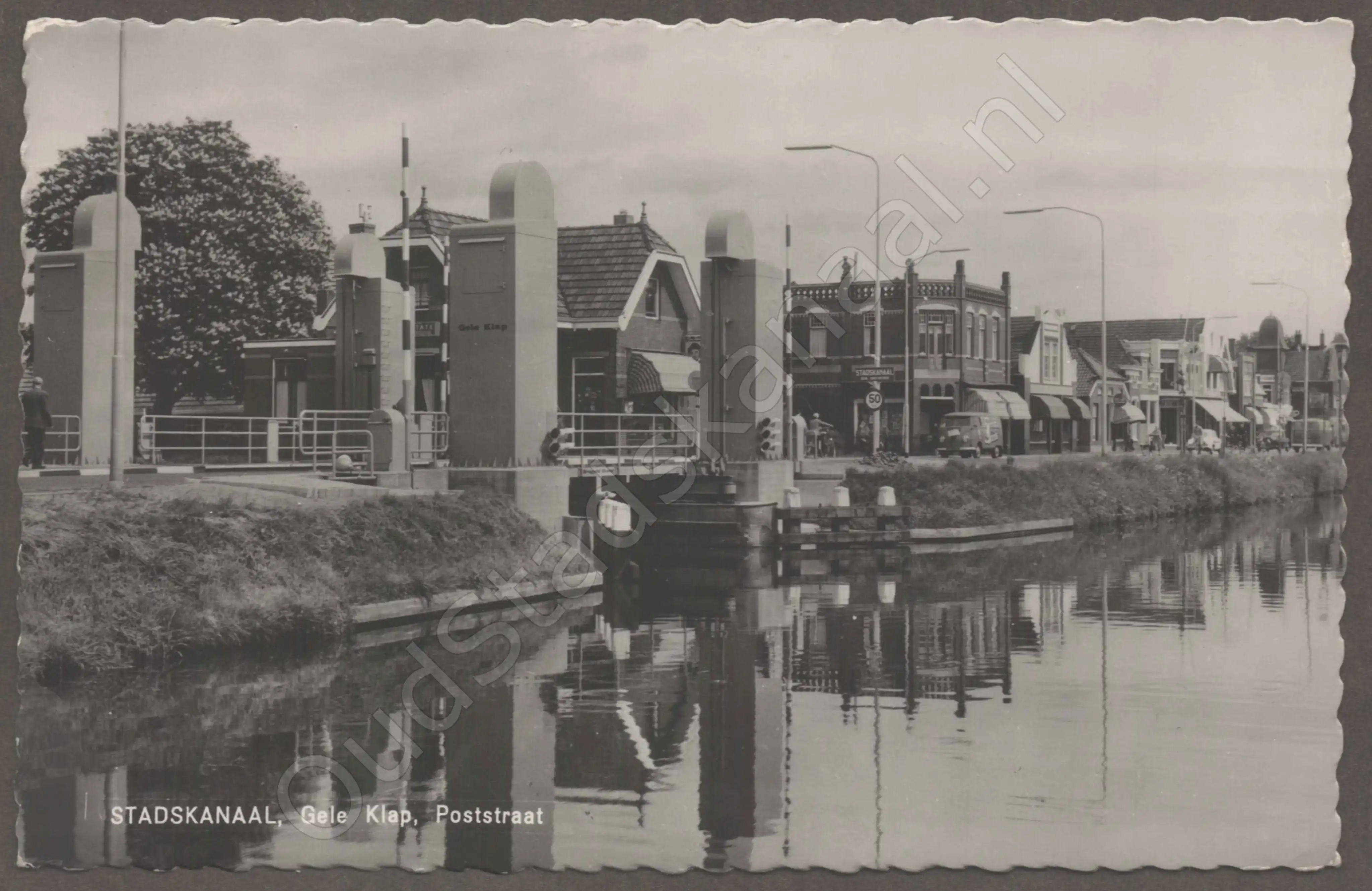 <span id='curid'>8664</span>~STADSKANAAL, Gele Klap, Poststraat (&plusmn;1961)