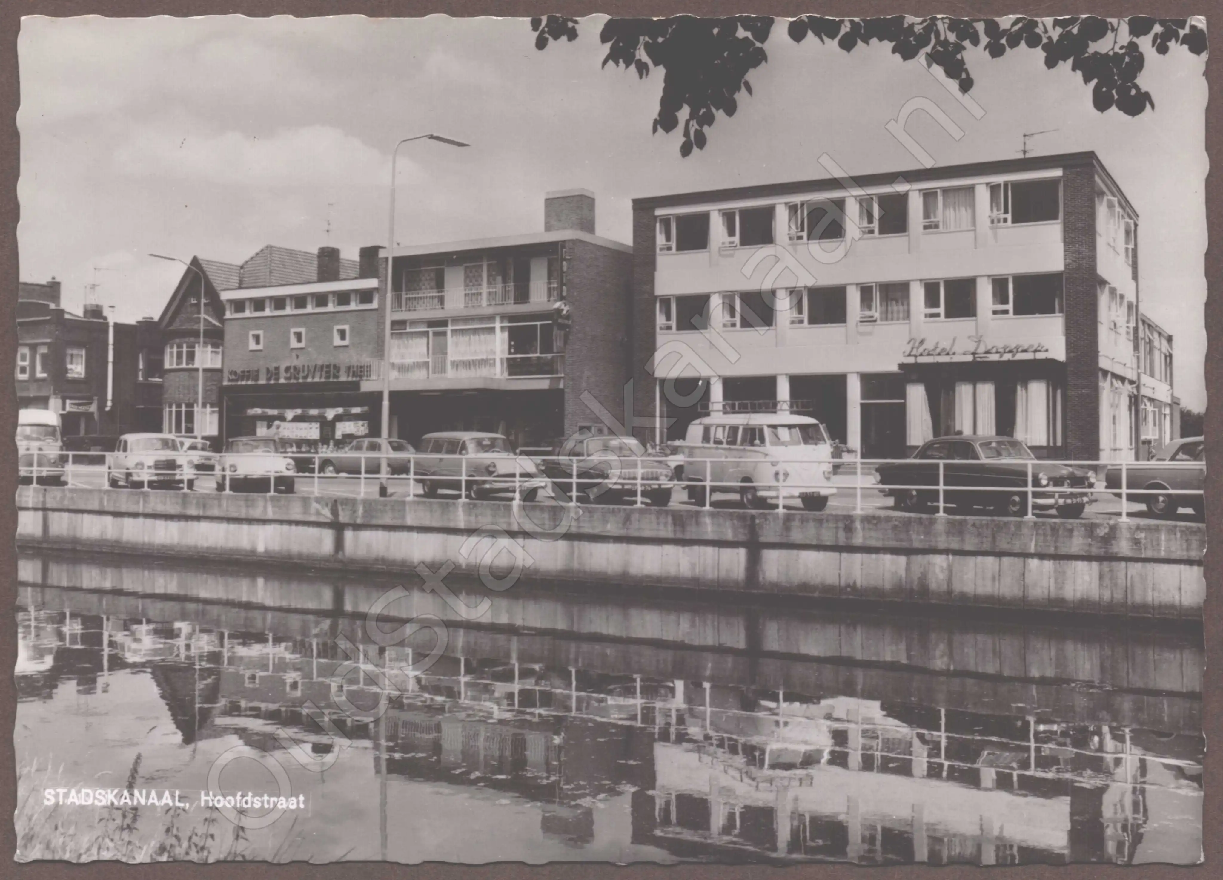 <span id='curid'>9393</span>~STADSKANAAL, Hoofdstraat (&plusmn;1967)